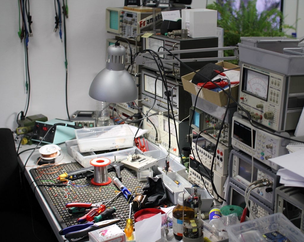 Andreas Grosser Elektronik Service Reparatur von Studiomikrofonen