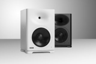 Genelec S360A im Test