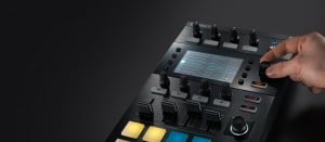 native-instruments-traktor-kontrol-d2-4