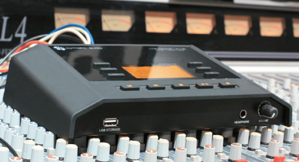 Cymatic-Audio-LR-16-Multitrack-Recorder