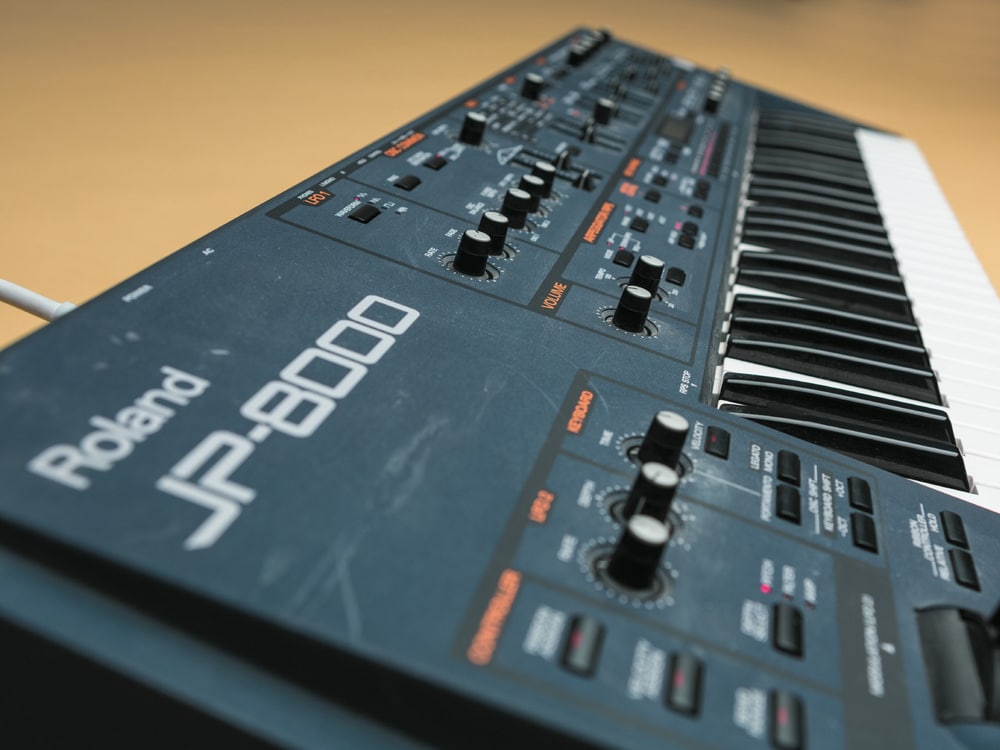 Roland-JP8000