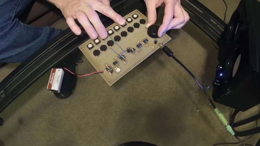 diy-synthesizer-simple