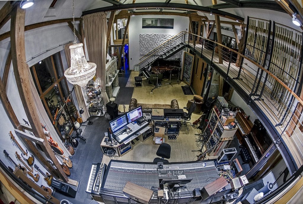 Oleak-Studio