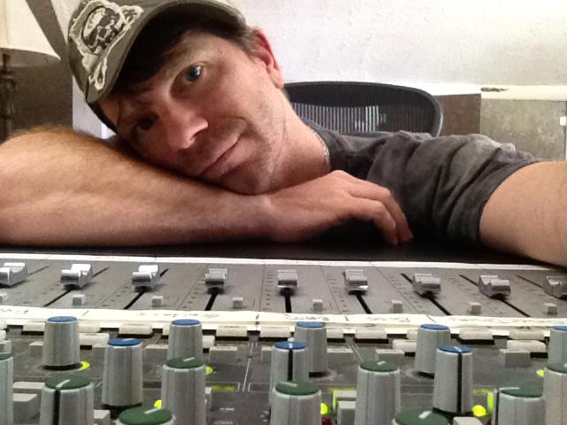 Ken-Lewis Producer Music Engineer Audio