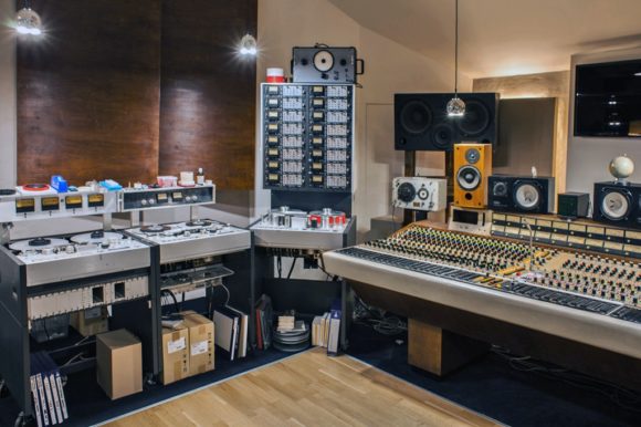 Studioszene: Vox-Ton Studio, Berlin | SOUND & RECORDING